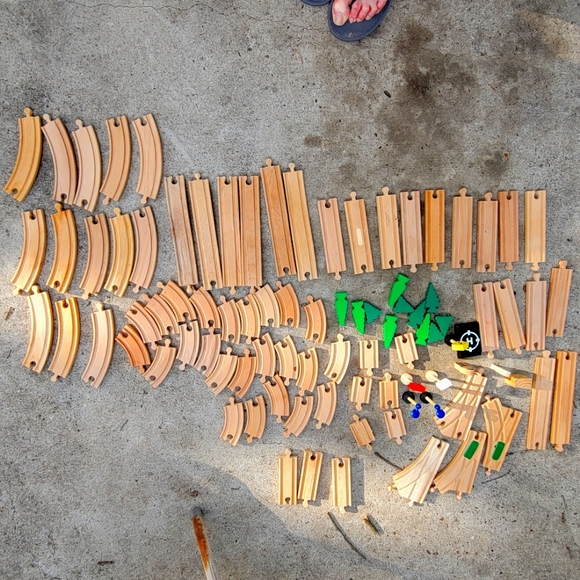 Wood Train Set - Picture 1 of 15